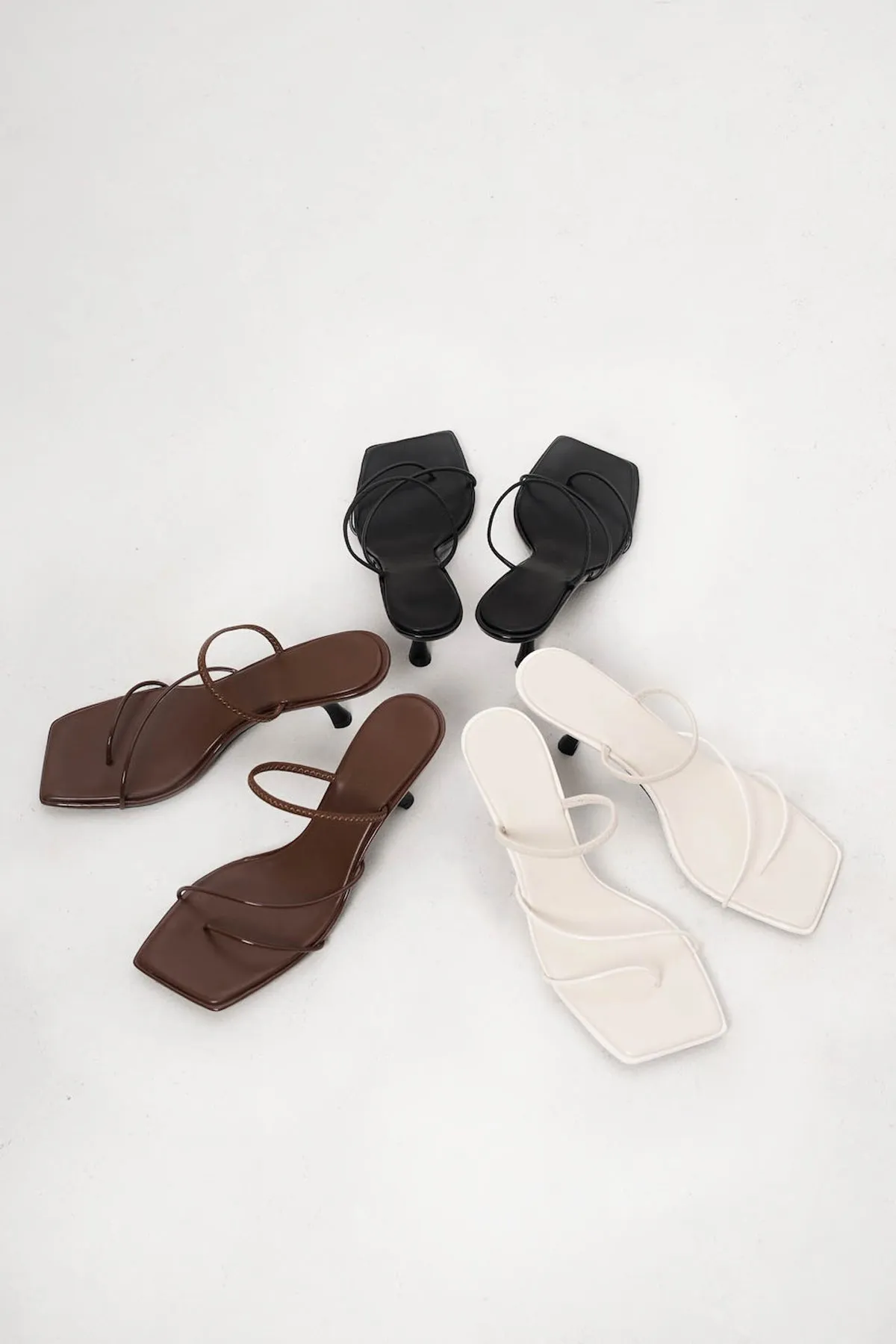 Dante Sandals In White