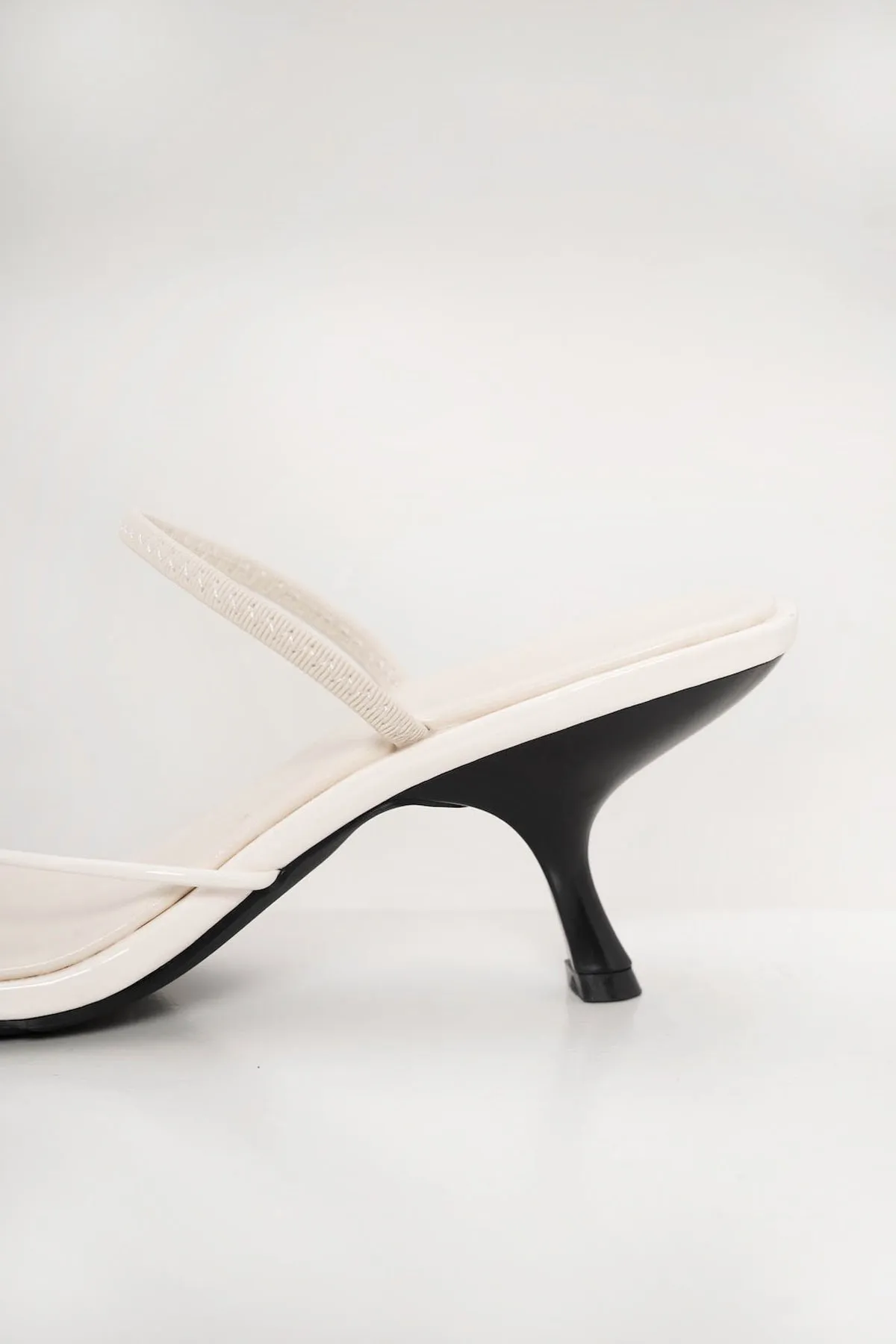 Dante Sandals In White