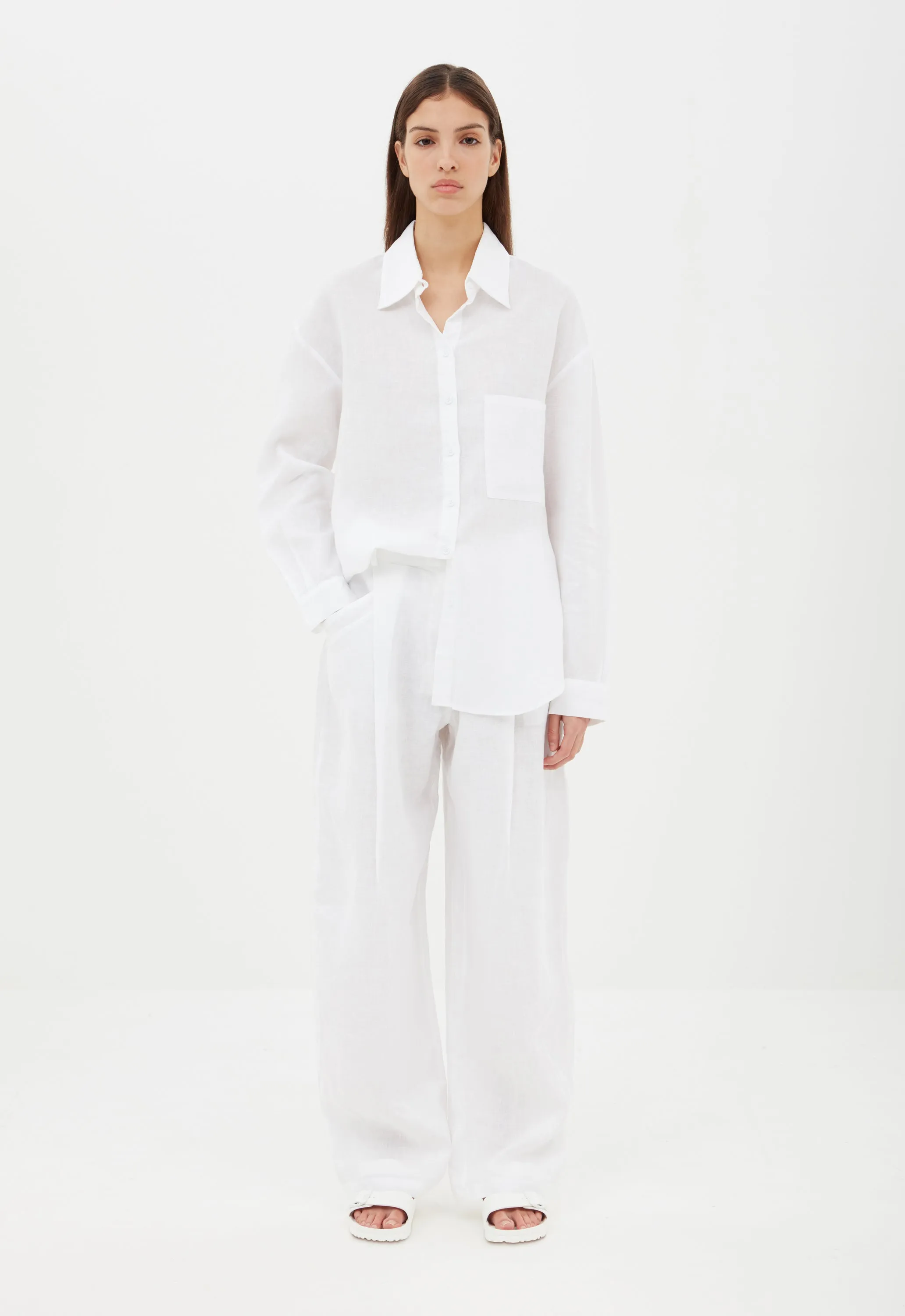 Linen High-Rise Trouser in White