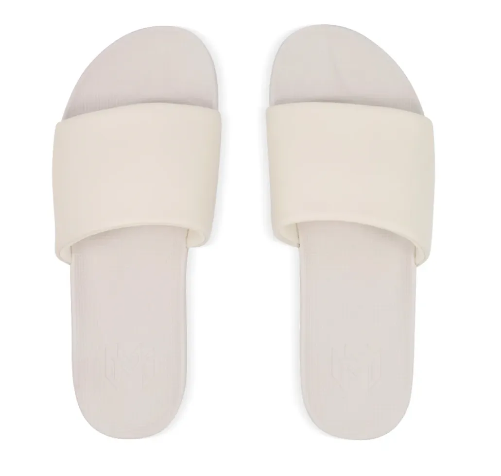 Malvados Slaya in Pina White