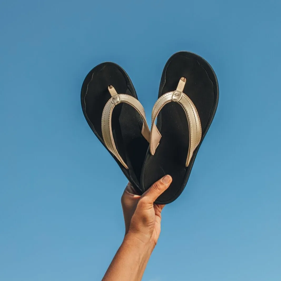 OLUKAI Ohana Women's Beach Sandals, Water Resistant Flip Flops, Arch Support & Comfort Fit, Lightweight & Durable, Enhanced Grip & Traction