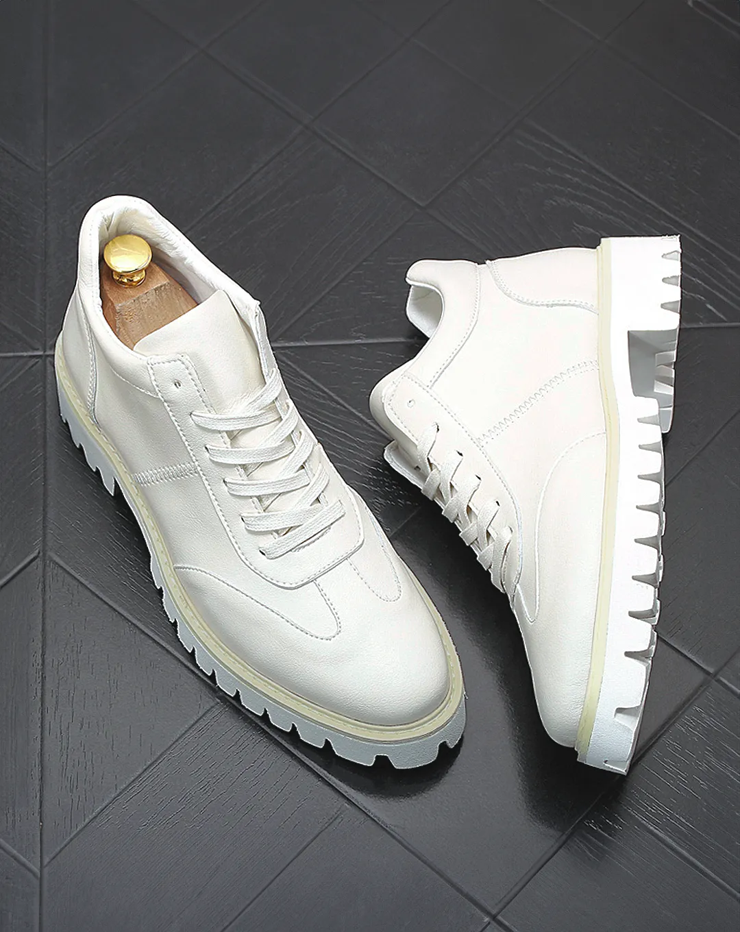 ♂♀Rugged Sole Sneakers